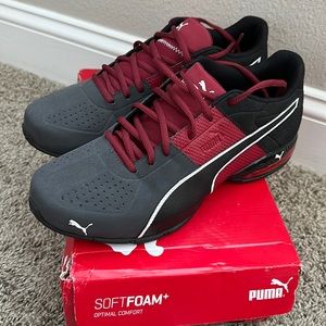Puma Soft Foam sneakers